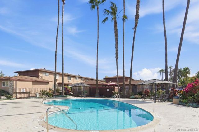 9717 Winter Gardens 180, Lakeside, CA 92040