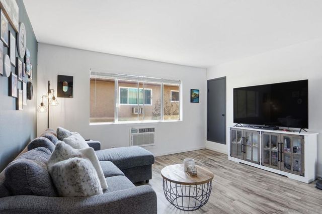 9717 Winter Gardens 180, Lakeside, CA 92040