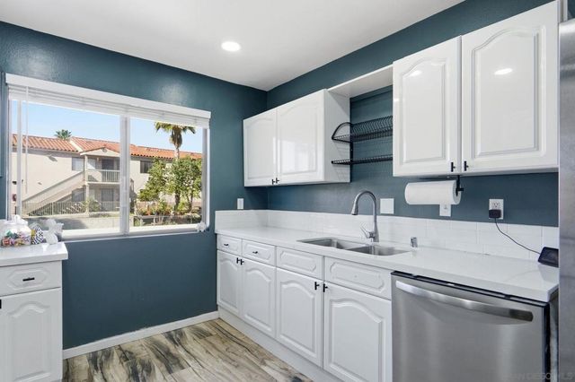 9717 Winter Gardens 180, Lakeside, CA 92040