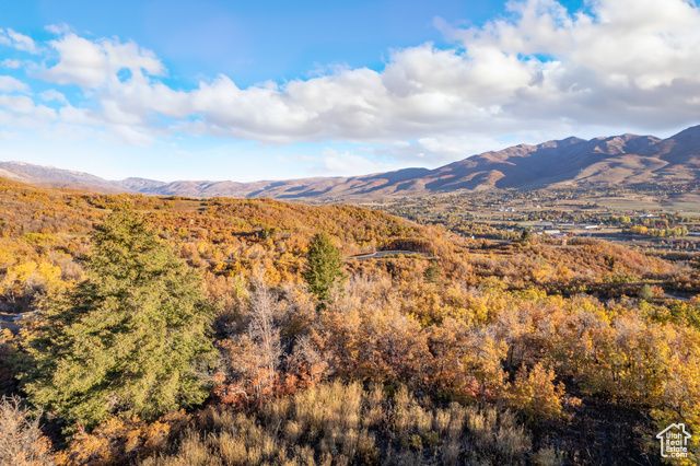 1874 N Shamy Way 26, Eden, UT 84310