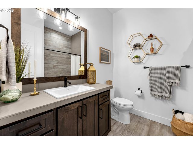 18410 Ne 79TH St, Vancouver, WA 98682