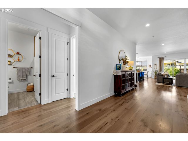 18410 Ne 79TH St, Vancouver, WA 98682