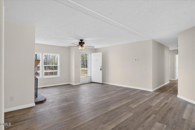 6600 Clearwater Drive, Oxford, NC 27565