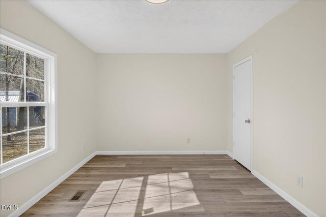 6600 Clearwater Drive, Oxford, NC 27565