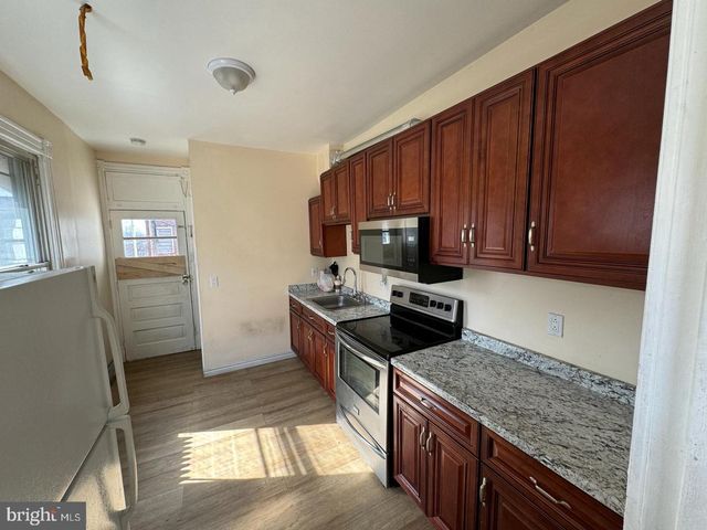 612 LOCUST ST, Reading, PA 19604