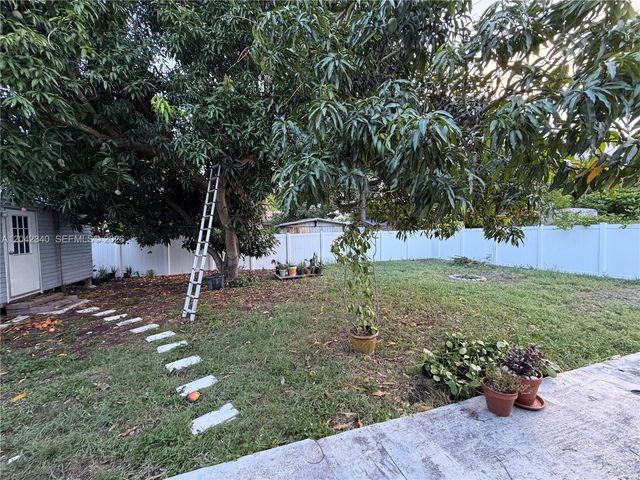 2771 NE 2nd Terrace, Pompano Beach, FL 33064