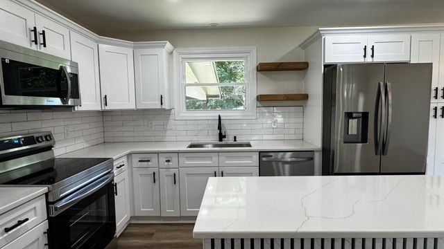 1008 Peachtree Dr, Smyrna, TN 37167