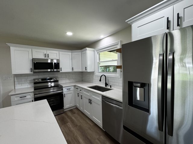 1008 Peachtree Dr, Smyrna, TN 37167