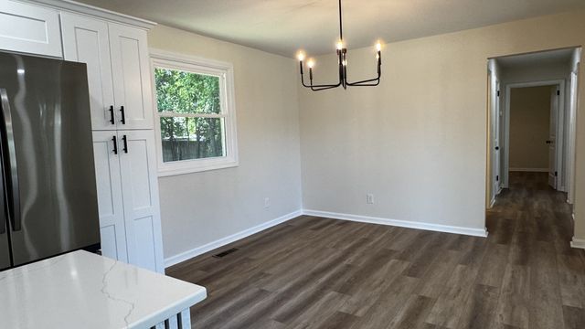 1008 Peachtree Dr, Smyrna, TN 37167