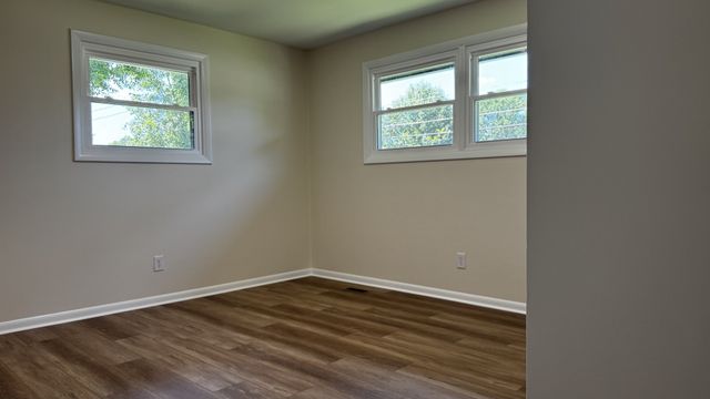 1008 Peachtree Dr, Smyrna, TN 37167
