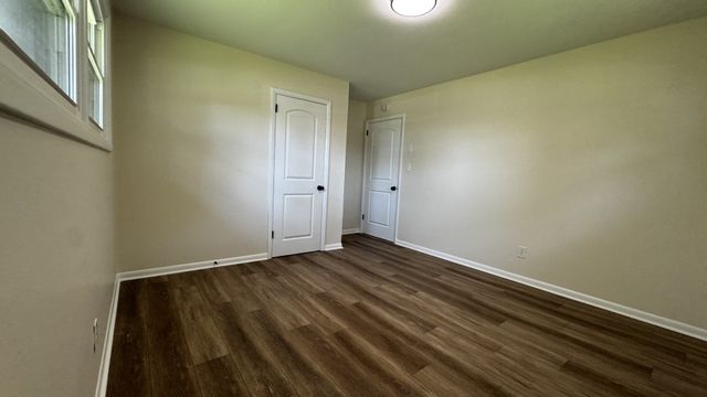 1008 Peachtree Dr, Smyrna, TN 37167