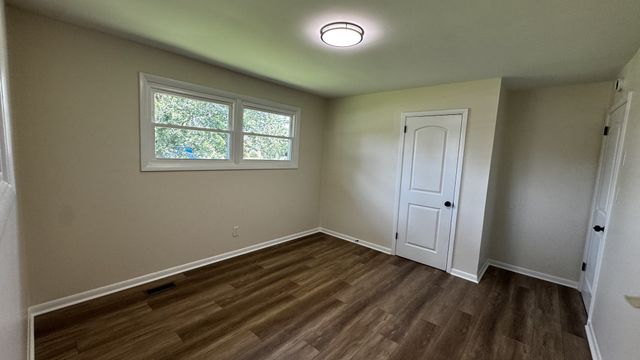 1008 Peachtree Dr, Smyrna, TN 37167