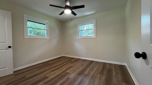 1008 Peachtree Dr, Smyrna, TN 37167