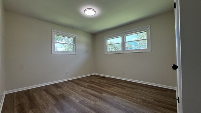 1008 Peachtree Dr, Smyrna, TN 37167