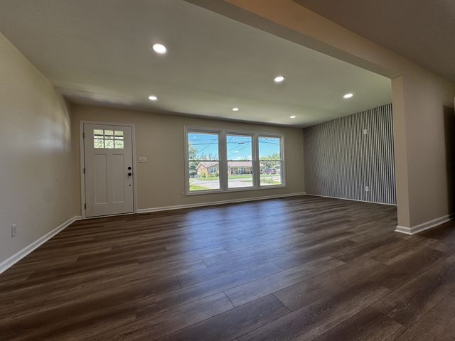 1008 Peachtree Dr, Smyrna, TN 37167