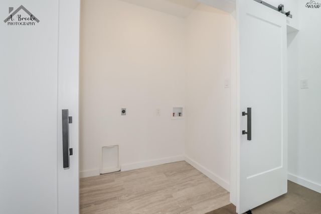 209 E IKARD STREET, Henrietta, TX 76365