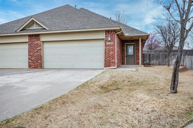13823 Oxford Drive, Edmond, OK 73013
