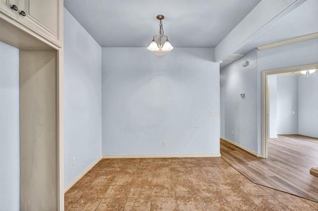 13823 Oxford Drive, Edmond, OK 73013