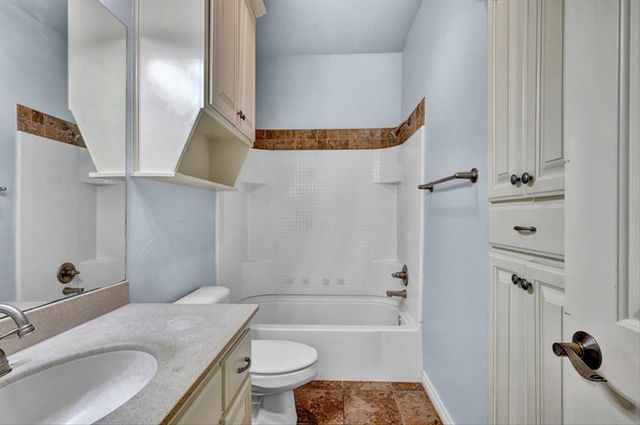 13823 Oxford Drive, Edmond, OK 73013