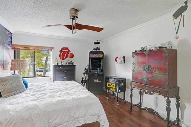 3515 SW 113th Ct, Miami, FL 33165