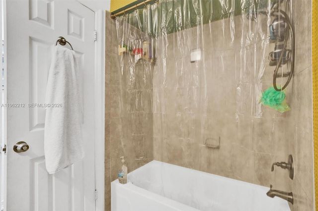 3515 SW 113th Ct, Miami, FL 33165