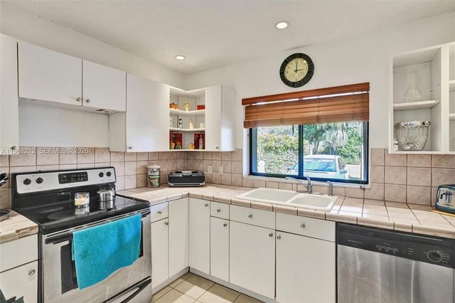 3515 SW 113th Ct, Miami, FL 33165