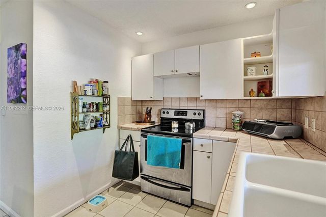 3515 SW 113th Ct, Miami, FL 33165