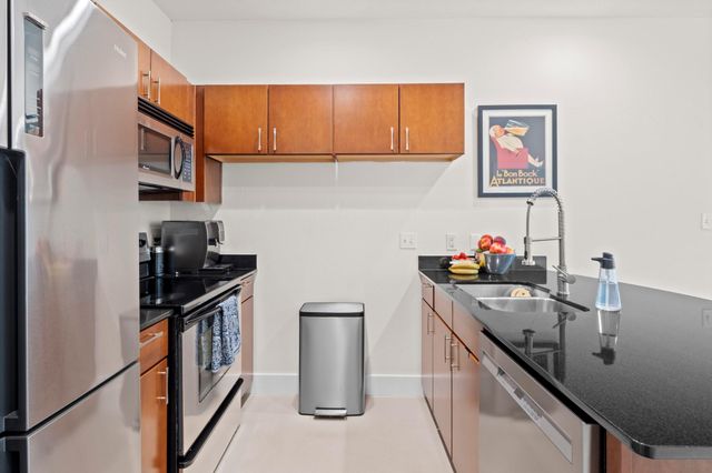 1807 Poquito ST 30, Austin, TX 78702