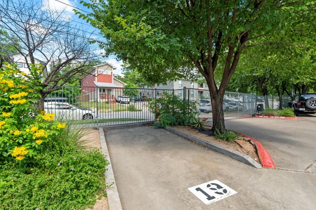 1807 Poquito ST 30, Austin, TX 78702