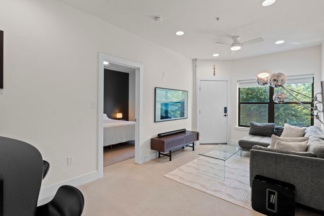 1807 Poquito ST 30, Austin, TX 78702