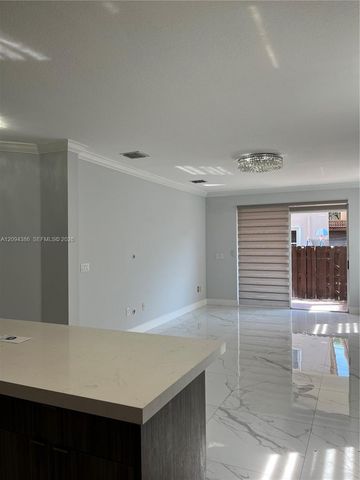 11202 NW 73rd Terrace ., Doral, FL 33178