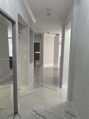 11202 NW 73rd Terrace ., Doral, FL 33178
