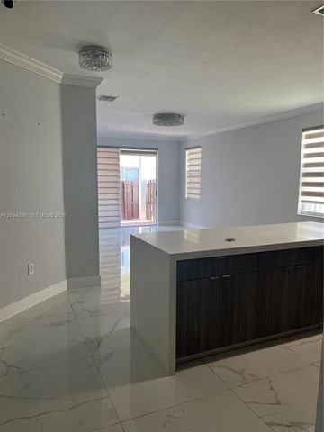 11202 NW 73rd Terrace ., Doral, FL 33178
