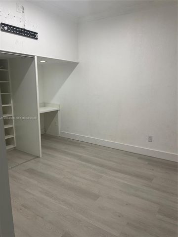 11202 NW 73rd Terrace ., Doral, FL 33178
