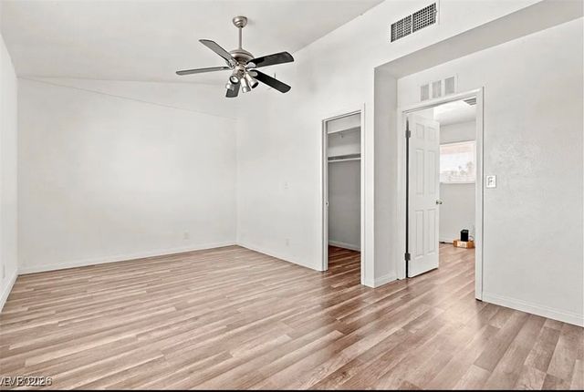 1580 Palora Avenue, Las Vegas, NV 89169