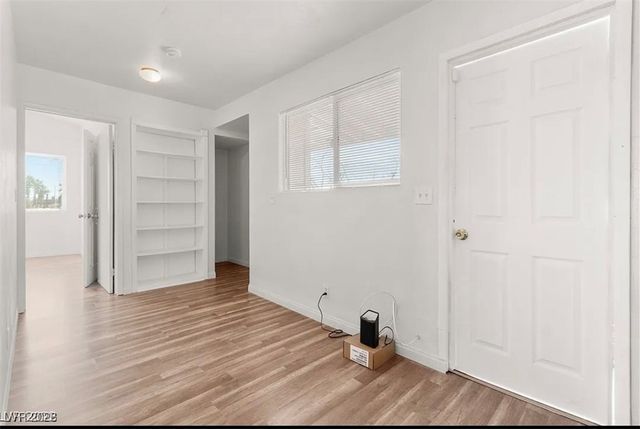 1580 Palora Avenue, Las Vegas, NV 89169