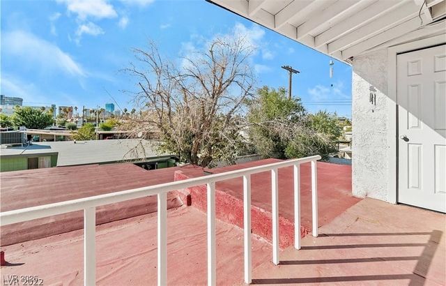 1580 Palora Avenue, Las Vegas, NV 89169