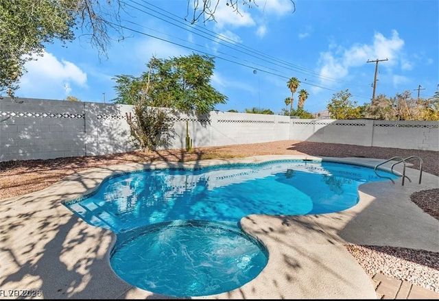 1580 Palora Avenue, Las Vegas, NV 89169