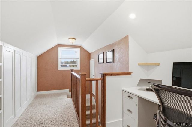 121 Country Parkway, Amherst, NY 14221