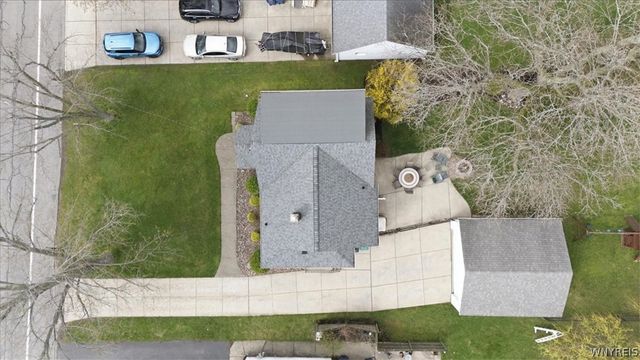 121 Country Parkway, Amherst, NY 14221
