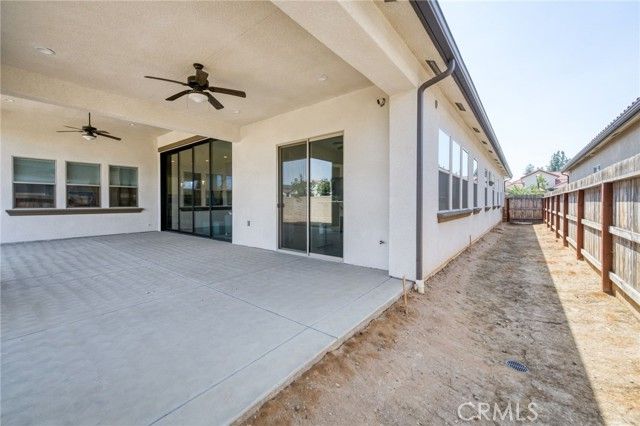 2687 Trenton, Clovis, CA 93619