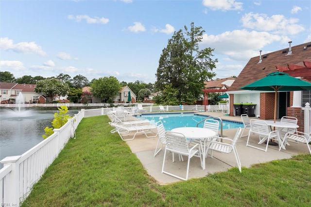 107 Post Oak RD, Yorktown, VA 23693