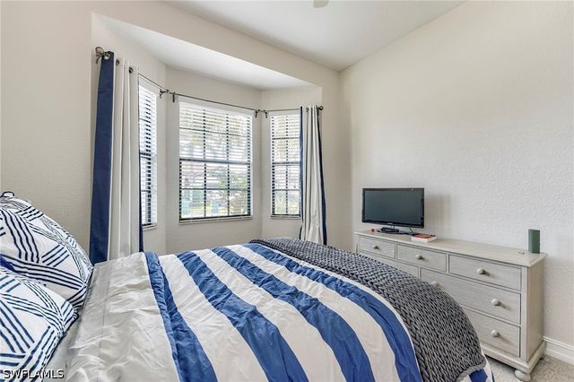 9335 Woodhurst DR, Naples, FL 34120