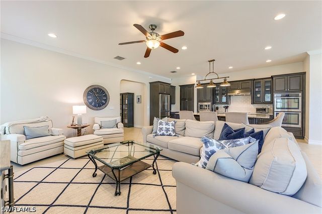 9335 Woodhurst DR, Naples, FL 34120
