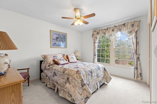 7555 Windgate Circle, West Bloomfield, MI 48323