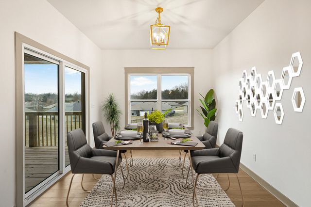 435 DOVER CT, Holts Summit, MO 65043