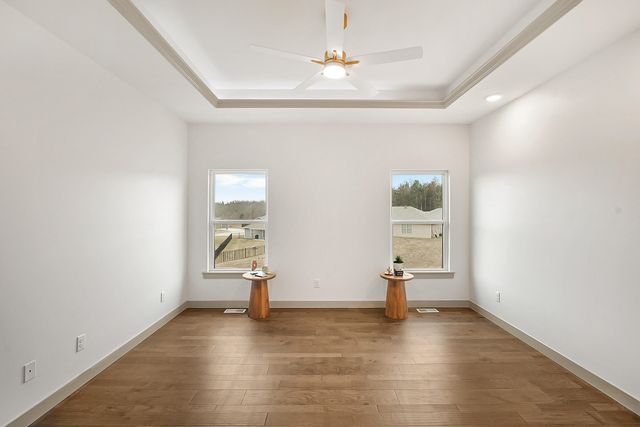 435 DOVER CT, Holts Summit, MO 65043