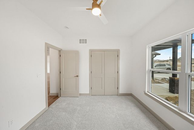 435 DOVER CT, Holts Summit, MO 65043