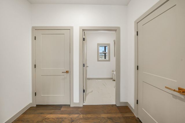 435 DOVER CT, Holts Summit, MO 65043