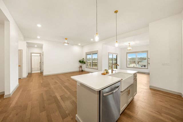 435 DOVER CT, Holts Summit, MO 65043